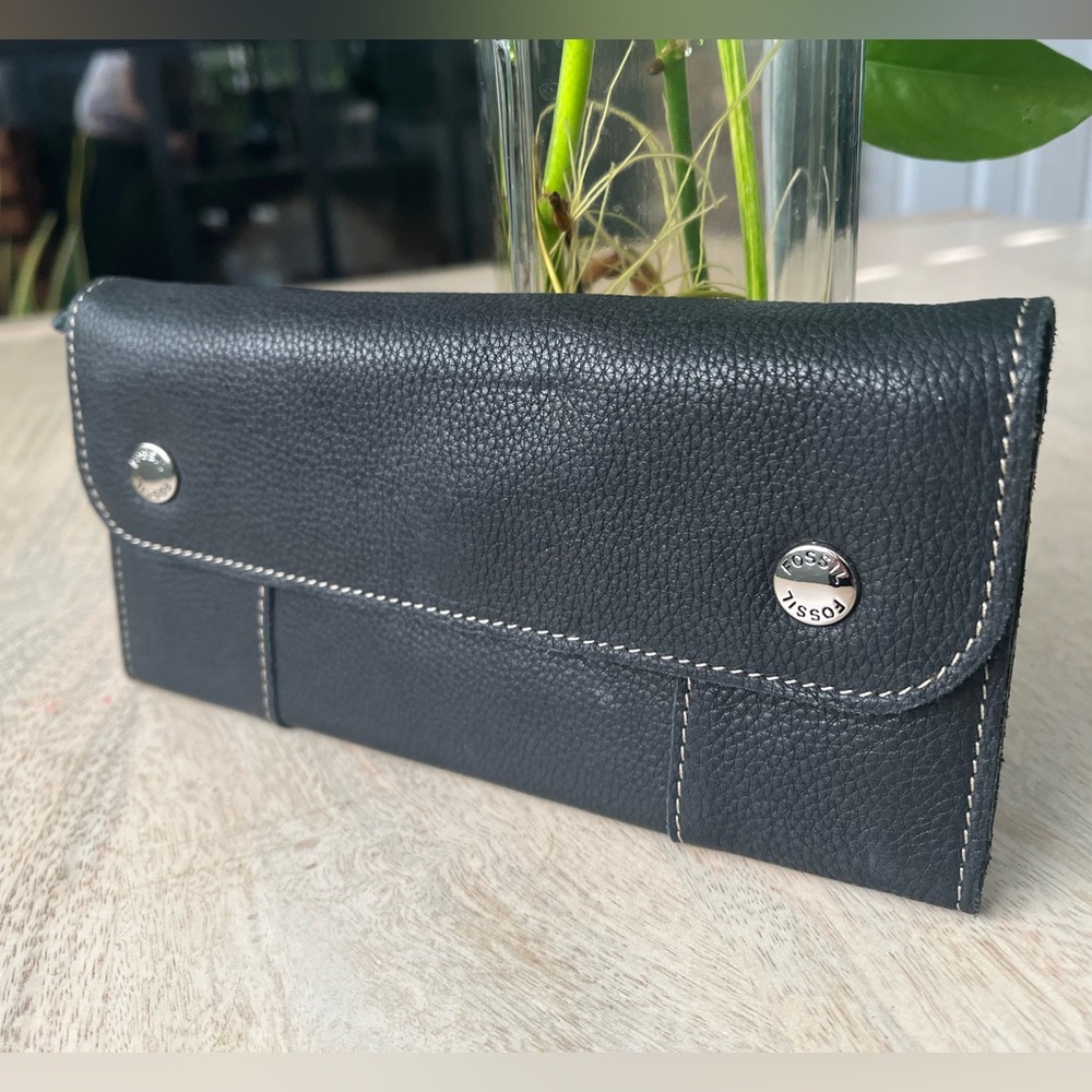 FOSSIL New black leather wallet, Never Used!